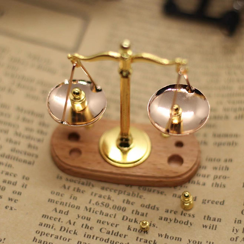 Vintage Home Textiles - ❤️ Mini Vintage Balance Scales Ornament